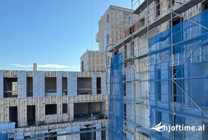 Shtepi ne shitje Apartament ne Tirane, 2+1, Mobilimi Bosh, pa mobiluar, Pagesa 340,000  Euro.