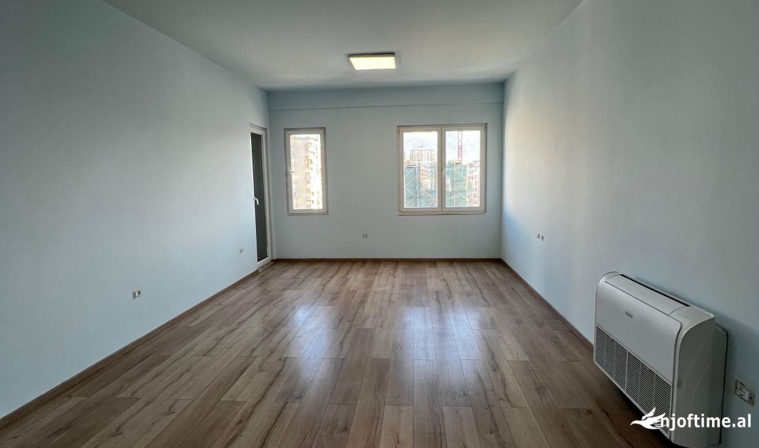 Shtepi ne shitje Apartament ne Tirane, 2+1, Mobilimi Bosh, pa mobiluar, Pagesa 260,000  Euro.
