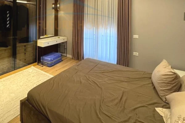 House for Rent 2+1 in Tirana - 1,800 Euro