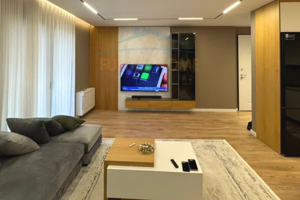 Apartment for rent in Tirana 2+1, Furnished