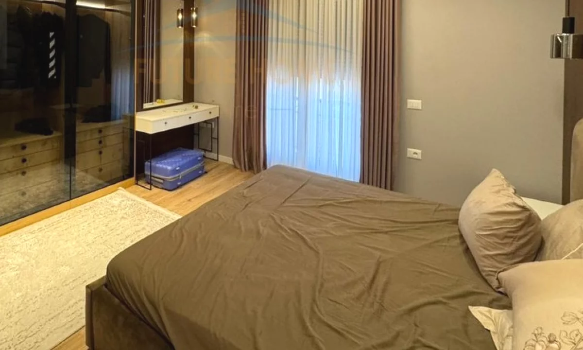 Apartment for rent in Tirana 2+1, Furnished