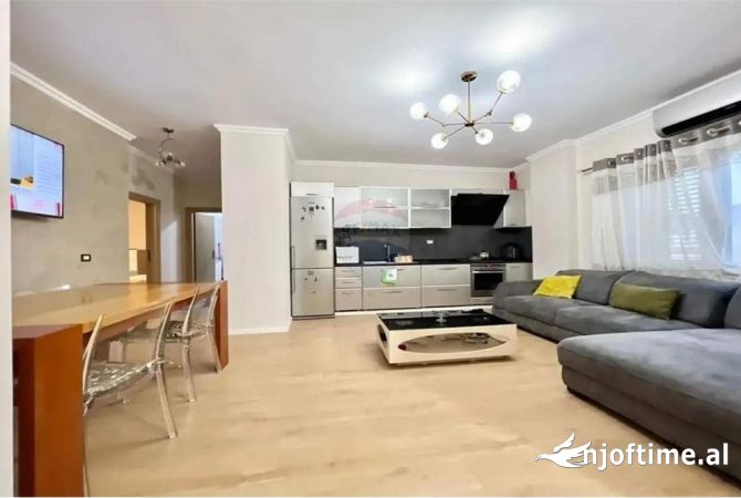 Apartament 2+1 per shitje tek 21 Dhjetori!