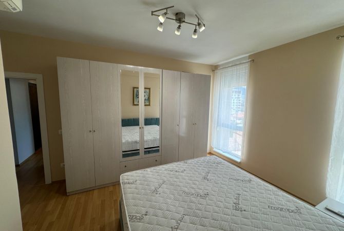 Appartamento in affitto a Tirana 2+1, Arredato