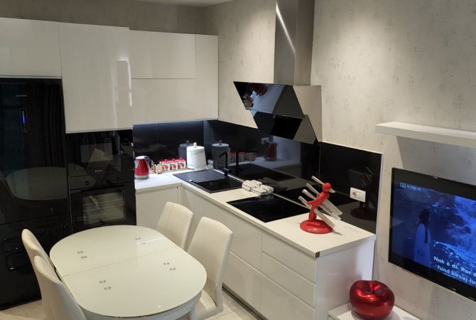 Shtepi me qera Apartament ne Tirane, 2+1, Mobilimi E mobiluar, Pagesa 1,600  Euro.