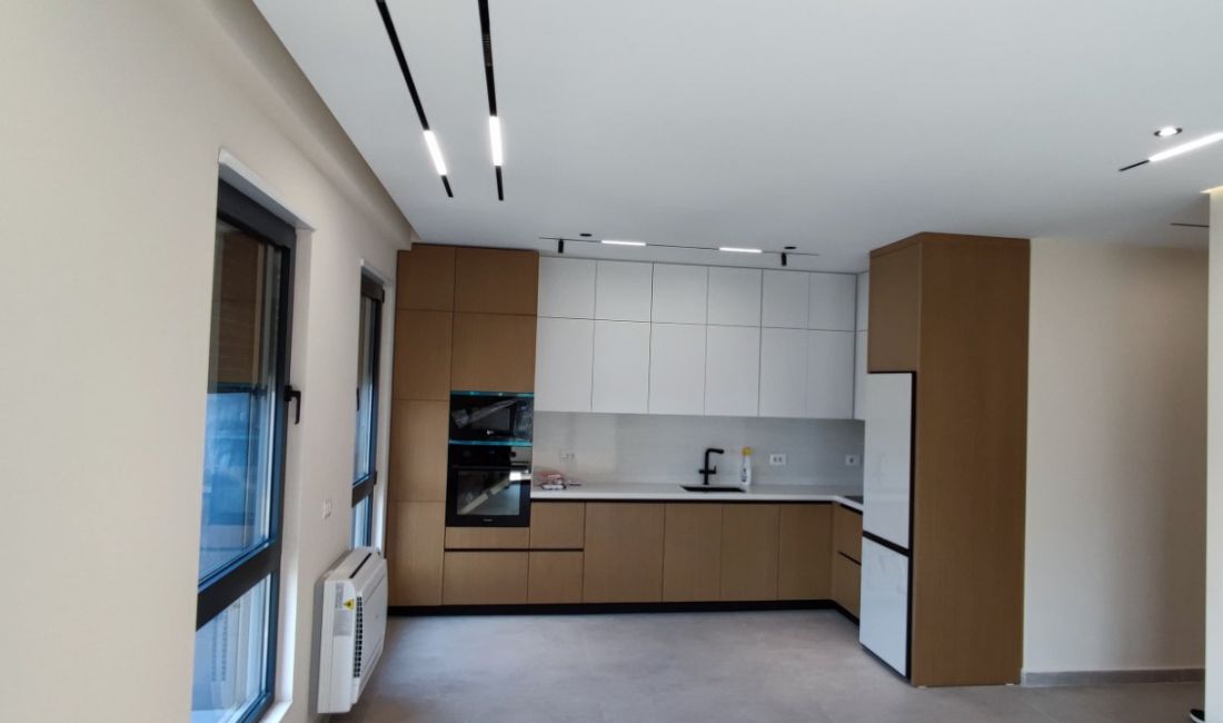 Shtepi me qera Apartament ne Tirane, 2+1, Mobilimi Bosh, pa mobiluar, Pagesa 550  Euro.