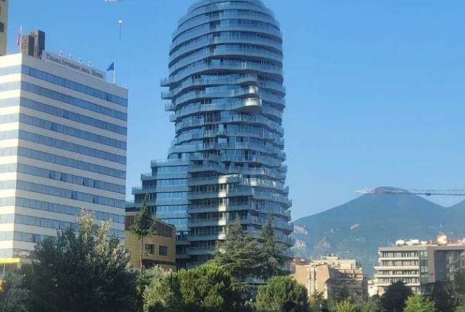 Shtepi ne shitje Apartament ne Tirane, 1+1, Mobilimi Bosh, pa mobiluar, Pagesa 569,600  Euro.