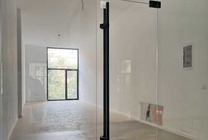 📌 Jepet me Qira Ambient Biznesi – Garden Building, Tiranë