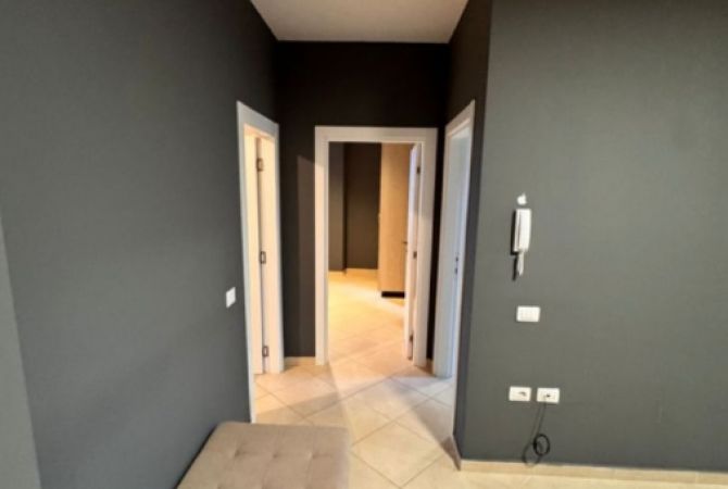 📌 Jepet me Qira Ambient Zyre – Qendra e Tiranes