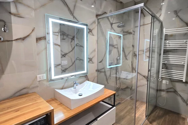 Shtepi me qera Apartament ne Tirane, 1+1, Mobilimi E mobiluar, Pagesa 850  Euro.