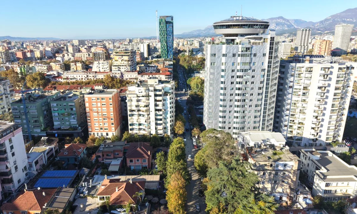 📌Ambient Komercial me Qira – Bllok, Tirane
