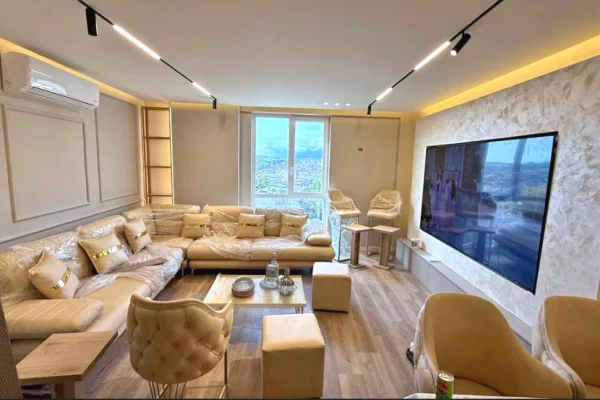 Shtepi ne shitje 2+1 ne Tirane - 253,000 Euro