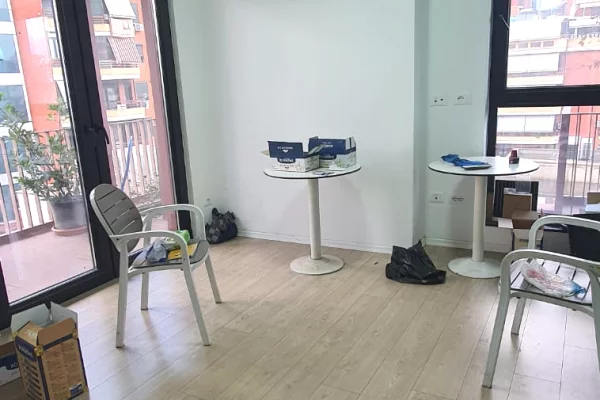 📌Jepet me Qira Apartament 2+1 per Zyra – Tirana Garden Building