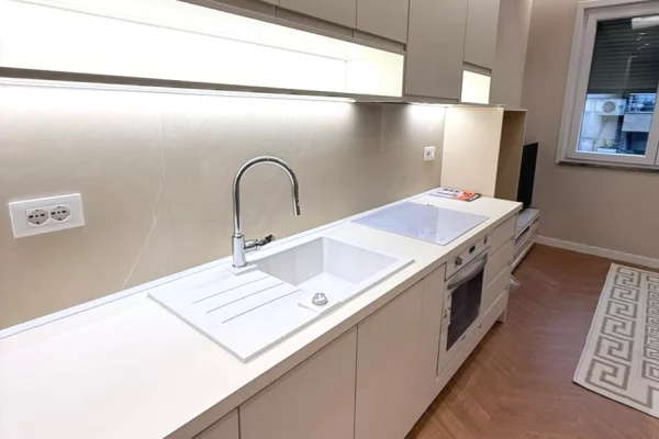 Appartamento in affitto a Tirana 2+1, Arredato