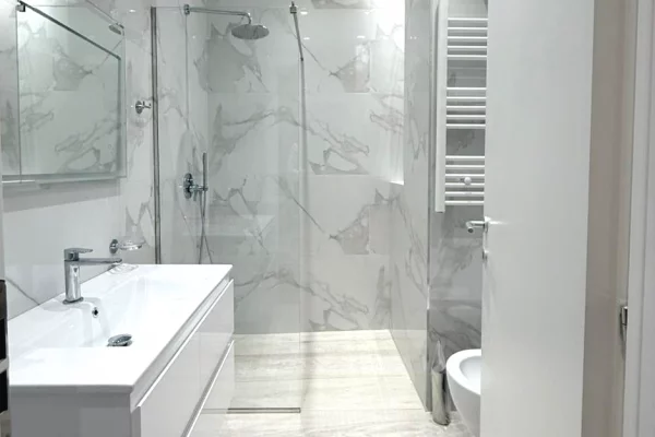 Appartamento in affitto a Tirana 2+1, Arredato