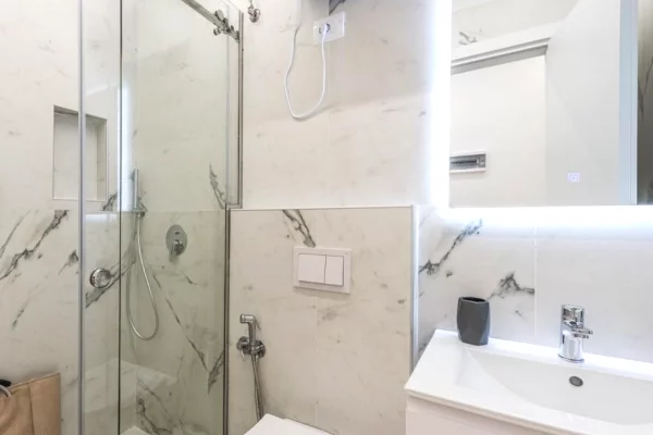 Appartamento in affitto a Tirana 1+1, Arredato