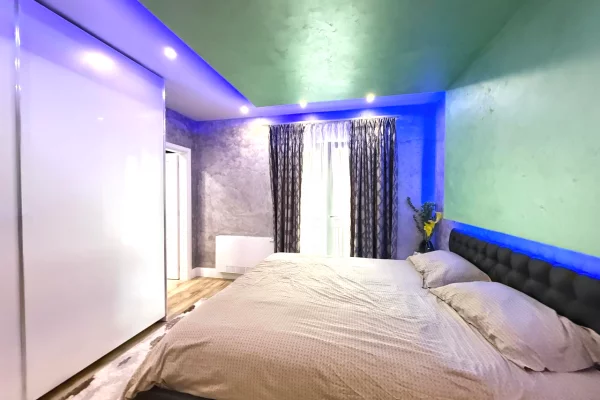 Appartamento in affitto a Tirana 2+1, Arredato