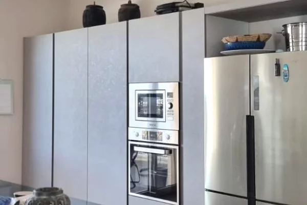Shtepi me qera Apartament ne Tirane, 5+1, Mobilimi E mobiluar, Pagesa 4,000  Euro.