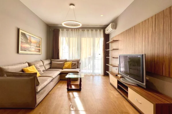 Shtepi me qera Apartament ne Tirane, 2+1, Mobilimi E mobiluar, Pagesa 75,000  Leke.