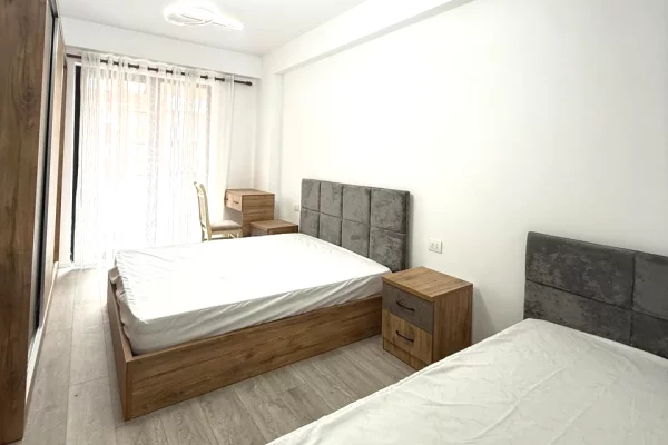 Shtepi me qera Apartament ne Tirane, 1+1, Mobilimi E mobiluar, Pagesa 50,000  Leke.