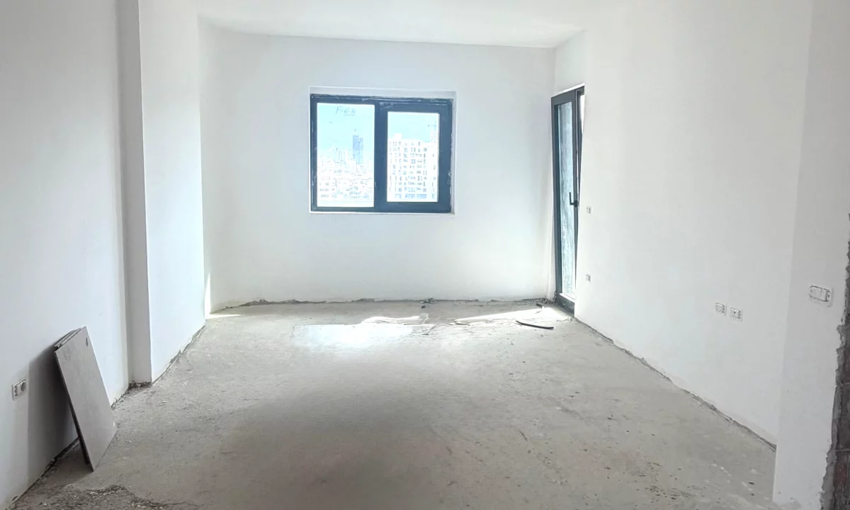 Shtepi ne shitje Apartament ne Tirane, 1+1, Mobilimi Bosh, pa mobiluar, Pagesa 190,000  Euro.