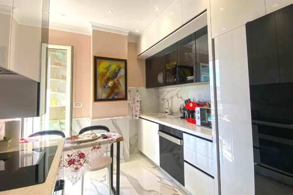 Shtepi me qera Apartament ne Tirane, 2+1, Mobilimi E mobiluar, Pagesa 2,000  Euro.