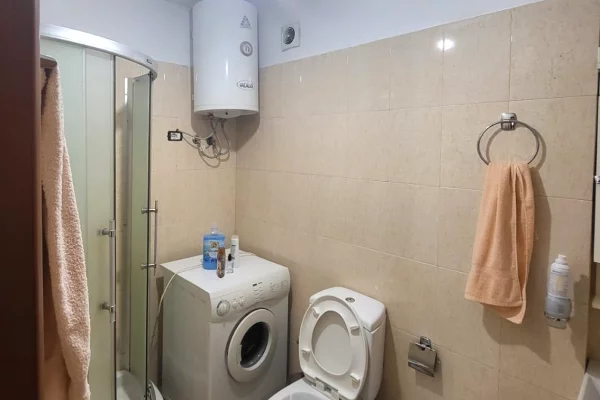 Shtepi ne shitje Apartament ne Tirane, 3+1, Mobilimi E mobiluar, Pagesa 27,500,000  Leke.