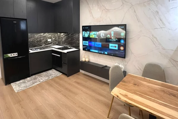 Shtepi ne shitje Apartament ne Tirane, 1+1, Mobilimi E mobiluar, Pagesa 11,500,000  Leke.