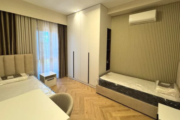 Shtepi ne shitje Apartament ne Tirane, 2+1, Mobilimi E mobiluar, Pagesa 410,000  Euro.