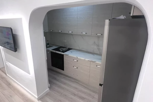 Shtepi me qera Apartament ne Tirane, 1+1, Mobilimi E mobiluar, Pagesa 60,000  Leke.