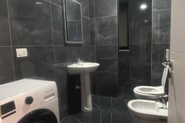 Shtepi me qera Apartament ne Tirane, 1+1, Mobilimi E mobiluar, Pagesa 50,000  Leke.