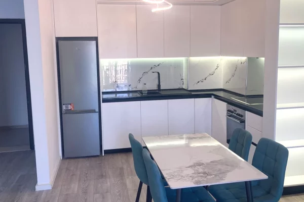Shtepi me qera Apartament ne Tirane, 2+1, Mobilimi E mobiluar, Pagesa 750  Euro.