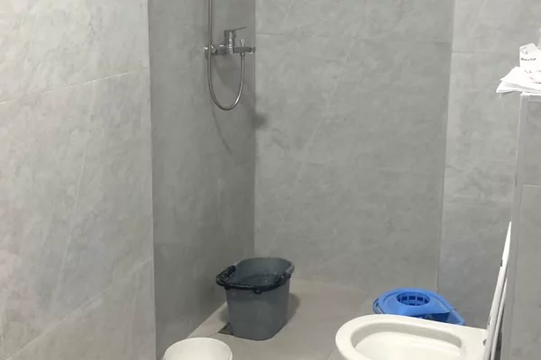 Shtepi me qera Apartament ne Tirane, 2+1, Mobilimi E mobiluar, Pagesa 750  Euro.