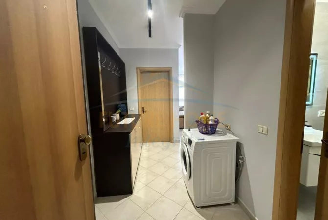 Shtepi me qera Apartament ne Tirane, 1+1, Mobilimi E mobiluar, Pagesa 500  Euro.