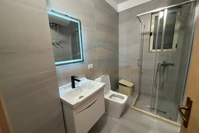 Shtepi me qera Apartament ne Tirane, 1+1, Mobilimi E mobiluar, Pagesa 500  Euro.