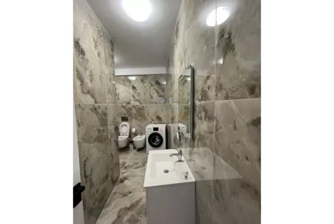 Shtepi me qera Apartament ne Tirane, 2+1, Mobilimi E mobiluar, Pagesa 1,000  Euro.