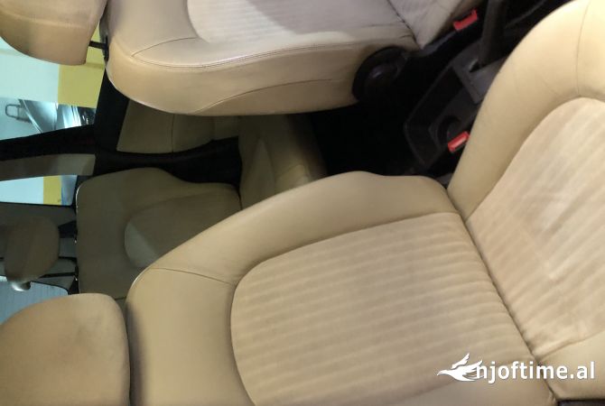 Auto in Vendita a Tirana, Lancia, 2005 Diesel,Kambio Manual Pagamento 200,000  Leke.