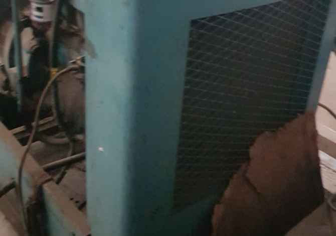 Shitet gjeneratori ose motorri Traktori John Deer