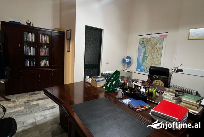 Ambient biznesi ne shitje 3+1 ne Tirane - 110,000 Euro