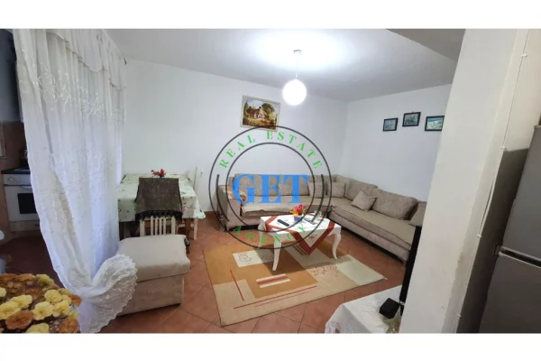 Shtepi ne shitje Apartament ne Durres, 1+1, Mobilimi E mobiluar, Pagesa 73,000  Euro.