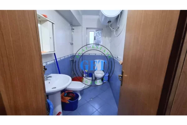 Shtepi ne shitje Apartament ne Durres, 1+1, Mobilimi E mobiluar, Pagesa 73,000  Euro.