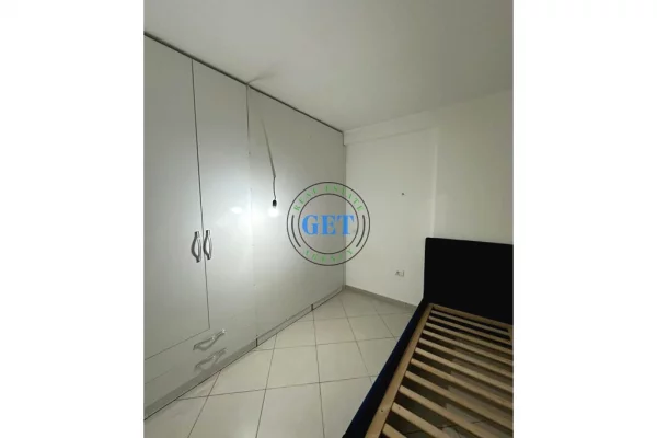 Qira, Apartament 2+1, lagjia 18, Durres.