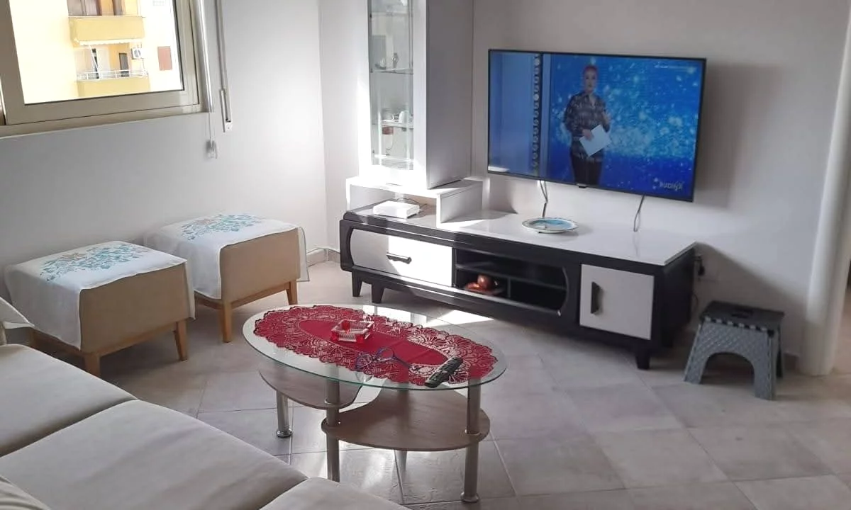 Shtepi me qera Apartament ne Durres, 1+1, Mobilimi E mobiluar, Pagesa 400  Euro.