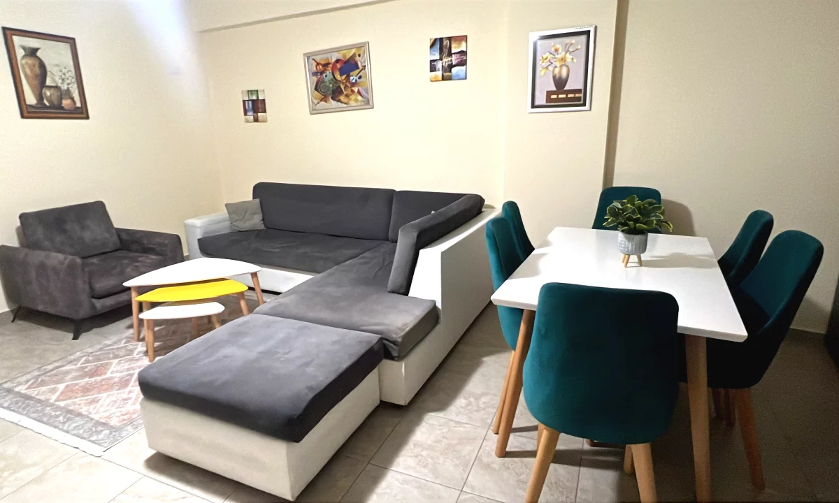 Appartamento in affitto a Tirana 1+1, Arredato