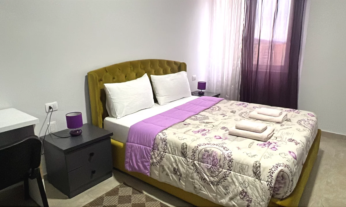 Appartamento in affitto a Tirana 2+1, Arredato