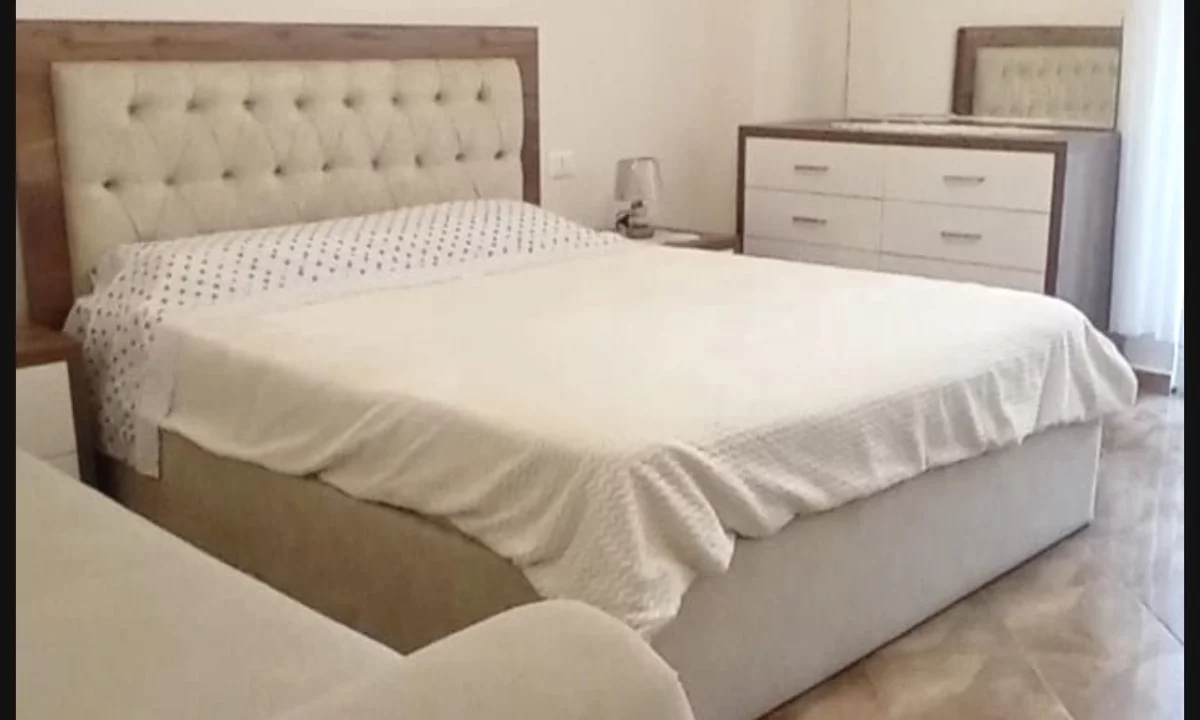 Shtepi me qera Apartament ne Tirane, 1+1, Mobilimi E mobiluar, Pagesa 50,000  Leke.