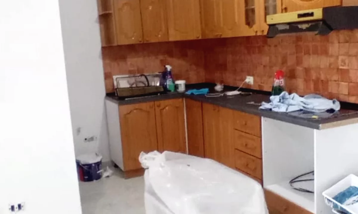 Shtepi me qera Apartament ne Tirane, 1+1, Mobilimi Bosh, pa mobiluar, Pagesa 40,000  Leke.