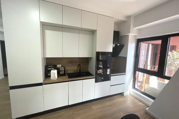 Apartament 2+1 me qera ,per zyre