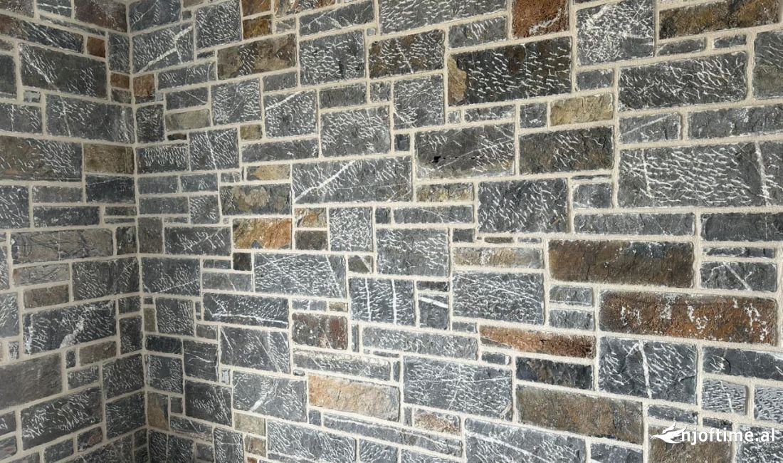 Ofroj punime ne fushen e  ndertimit, ne Tirane dhe Durres. 