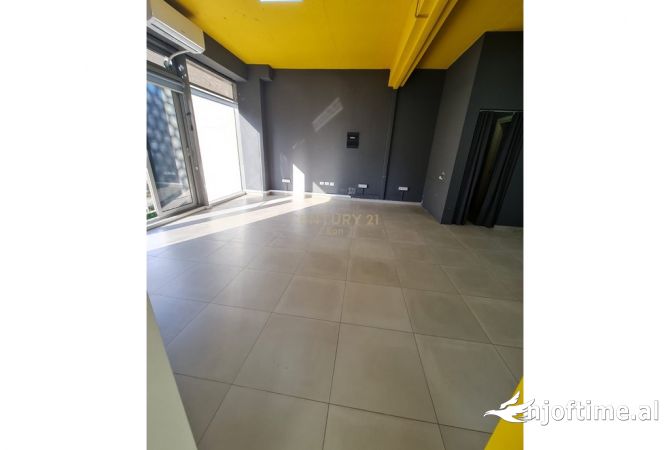 Shitet Hapesire Biznesi ne Durres, "Port View" 200,000 Euro