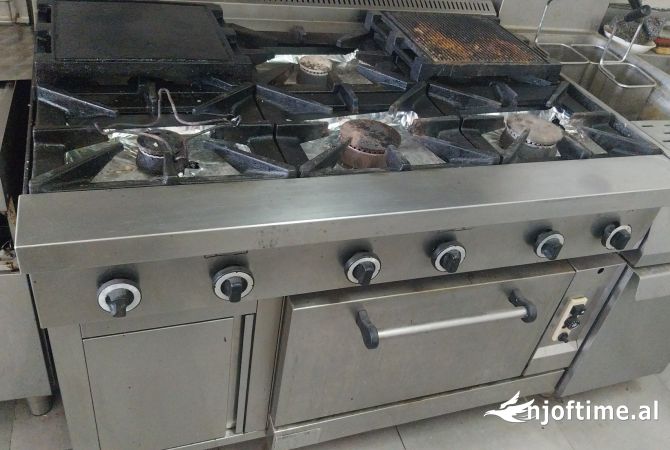 Pajisje biznesi ne shitje ne Vlore - 1,000 Euro